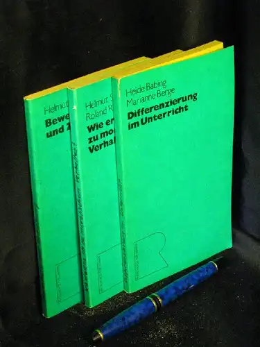 Ratschläge für Lehrer 3 Bände - Helmut Weck: Bewertung und Zensierung / Helmut Stolz sowie Roland Rudolf: Wie erziehe ich zu moralischem Verhalten / Heide Babing sowie Marianne Berge: Differenzierung im Unterricht. 