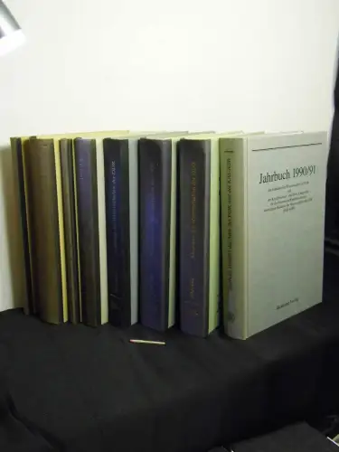 (Sammlung) Jahrbuch der Deutschen Akademie der Wissenschaften zu Berlin. 1968-1970 + Jahrbuch der Akademie der Wissenschaften der DDR. 1971/72, 1986, 1988-1991 (8 Bände). 