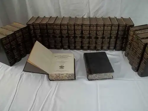 Rosenberg, P.A. und E. Amundsen: Store Nordiske Konversationsleksikon. En Nordisk Encyklopædi. 26 bind. (26 Bände zusammen). Med C. 5000 Kunstbilag og Illustrationer. Redigeret af P.A.. 