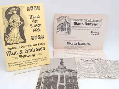 Mau & Andresen: Mode der Saison 1905. Illustrierte Preisliste der Firma Mau & Andresen Flensburg. (Anlässlich einer Ausstellung zum 75. Jubiläum der Eröffnung der neuen Verkaufsräume in 1905). 