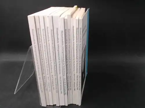 Heimatkundliche Arbeitsgemeinschaft für Nordschleswig (Hg.): Schriften der Heimatkundlichen Arbeitsgemeinschaft für Nordschleswig. Vollständige Sammlung der Hefte 59/1989 bis 73/1998 (12 Hefte insgesamt): Heft 59/1989; Heft 60/1989;.. 