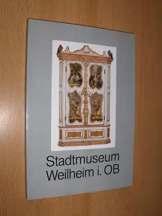 Helm, Reinhardt: Stadtmuseum Weilheim 1882-1982 *. Kurzbiographien der Heiligen und Künstler, Verzeichnis der Künstler und Kunsthandwerker 1522-1982. 
