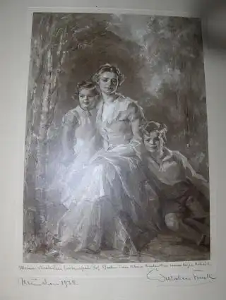 ORIGINAL FOTO eines Gemälde von WILHELM FUNK *, es zeigt Frau Prof. Böhm mit 2 Kinder (Tochter u. Sohn) - Waldhintergrund (braungetönt.-Foto). Handsigniert u. datiert "München 1938" u. mit Widmung (siehe unten). 