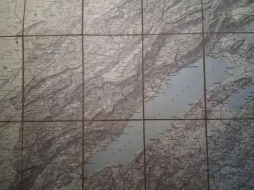 Service Topographique Berne: Carte topographique de la Suisse / Topographischer Atlas der Schweiz. Faltkarte von Colombier * im Maßstab 1:100.000, aufgezogen auf resistentem Leinen. 