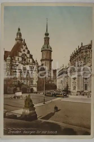 AK Dresden Georgen-Tor mit Schloß Serie : Dresden Handgemalt