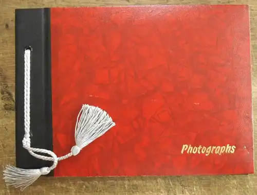 WD ( William Day) & HO ( Henry Overton) Wills tabac shop in Bristol: Arms of Universities of the British Empire by  Will's Cigarettes included are: Abendeen, Birmingham, Belfast, Bristol, Bombay, Cape of Good Hope, Dublin, Durhan, Edinburgh, Glasgow, Nati