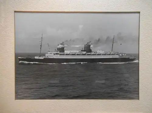 Norddeutscher Lloyd Bremen, Preese- und Fotodienst: Zur Erinnerung an die Amerika-Reise des deutschen Kurzwellensenders vom 7. - 21. April 1939 an Bord des lloyd-Schnelldampfers ' Bremen.'. 