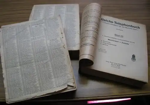 ReichsTelefonbuch: Reichs - Telephonbuch. 1934, 39. Ausgabe. Bände I - III ( von IV ). Telephon - Adressbuch für das Deutsche Reich. - Inhalt Band...