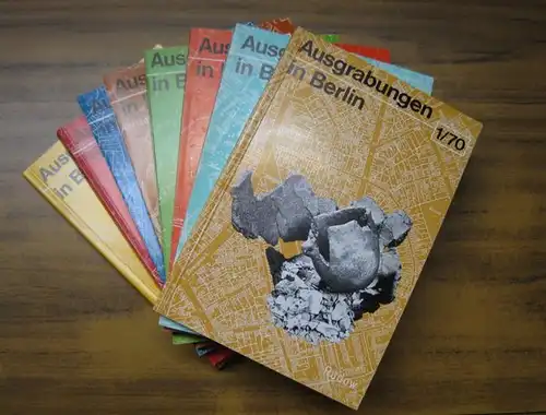 Ausgrabungen in Berlin - Adriaan von Müller (Hrsg.) - Alfred Kernd´l (Red.): Fast komplette Reihe mit 8 Bänden : Ausgrabungen in Berlin - Forschungen und...