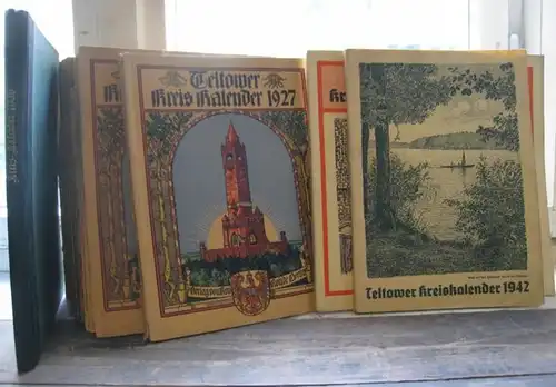 Teltow. - Teltower Kreiskalender - Heider, Otto / Pomplun, Kurt / Augustin, Max ( Bearbeiter ): Teltower Kreis Kalender. 35 [ von 39 ] Bänden, fast vollständige Reihe der Jahre 1904 - 1942, 1. - 39. Jahrgang. - OHNE die Jahre 1904, 1906, 1918 und 1923. 