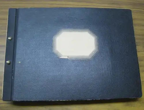 Fotoalbum: Ohne Titel.   Fotoalbum mit Bildern aus Süddeutschland und Österreich, auch aus Berlin Zehlendorf.   Motive: Am Alpsee bei Füssen / Schloss.. 