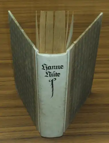 Reuter, Fritz: Hanne Nüte un de lüte Pudel, ne Vagel- un Minschengeschicht. 