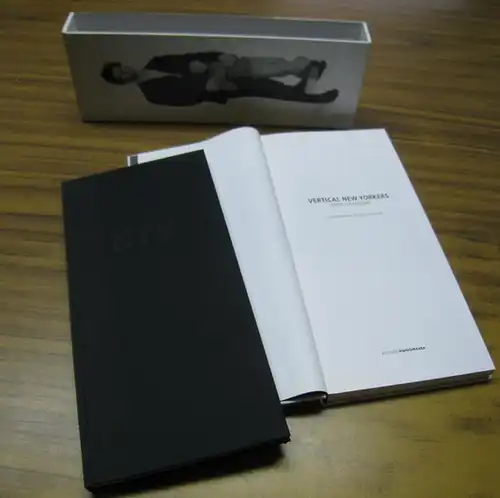Hamann, Horst. - Vorwort/preface: Volker Skierka, Roger Conover: New York vertical / Vertical New Yorkers - NYV / VNY.