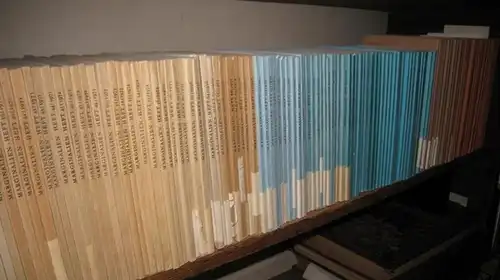 Marginalien.   Pirckheimer Gesellschaft (Hrsg.).   Lothar Lang und Carsten Wurm (Red.): Marginalien. Großes Konvolut mit 150 Heften aus dem Zeitraum 1961..