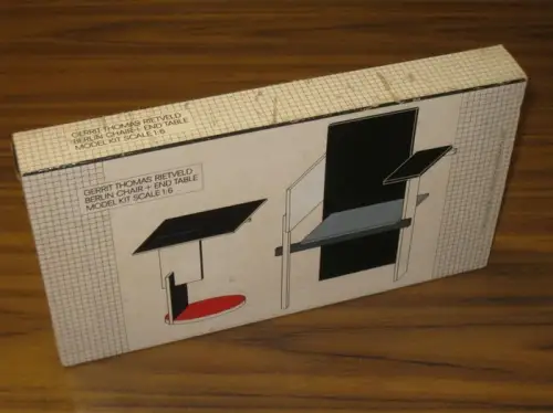 Erben Gerrit Thomas Rietveld (Hrsg.) / Keja Donia (Entwurf) / Peter Koopmans (Text): chair and end table model kit scale 1 : 6. 
