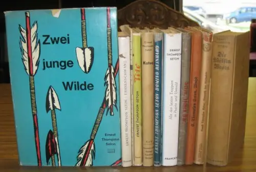 Seton Thompson, Ernest: Konvolut mit 10 Büchern:  1) Die Wölfin Wosca und andere Tier  und Urweltgeschichten. 2) Monarch der Riesenbär (OU). 3) Wahb.. 
