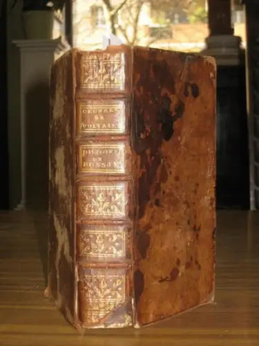 Voltaire: Oeuvres de Monsieur de V***. Histoire de l'empire de Russie, sous Pierre Le Grand. Nouvelle édition, faite sur l'édition de Genève, in-4°. Premier et seconde partie. 