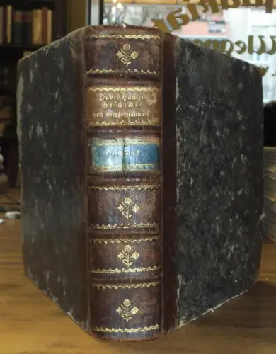 Geschichte von Großbritannien Erster und zweyter Band in einem Buch. 1.) die Regierungen Jakobs I. und Carls I. enthält. 2.) der das gemeine Wesen und die Regierungen Carls II. und Jakobs II. enthält