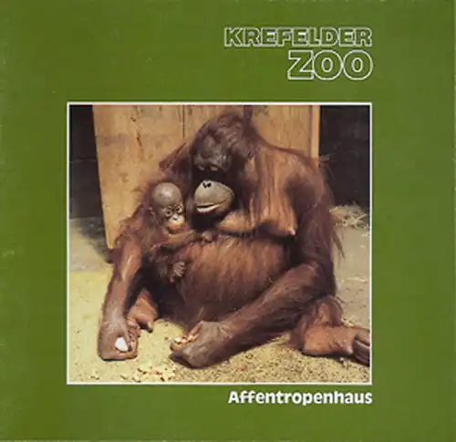 Affentropenhaus, (moosgrün, Orang-Utang Mutter mit Baby) mit Ösen für das Zoo-Ringbuch. 