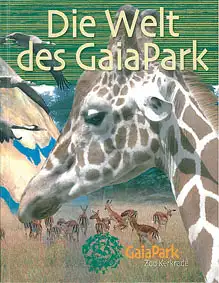 "Die Welt des GaiaPark" (Giraffenkopf, im Hintergrund div. Tiere). 