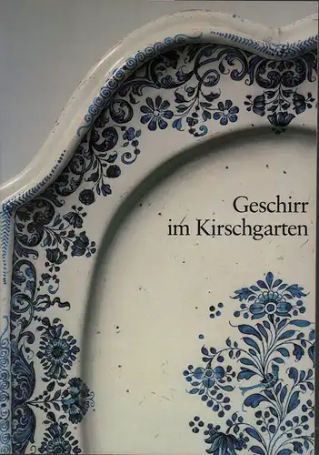 Peter-Müller, Irmgard: Geschirr des 18. Jahrhunderts im Kirschgarten. Aus Basler Besitz. [Katalog]. Aufnahmen von Maurice Babey. (Hrsg. durch die Keramik-Freunde der Schweiz). 