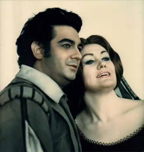 Doppel-PORTRAIT Plácido Domingo und Joan Sutherland. Farfotographie. Brustbild in Halb- u. Dreiviertelprofil, Domingo, Plácido