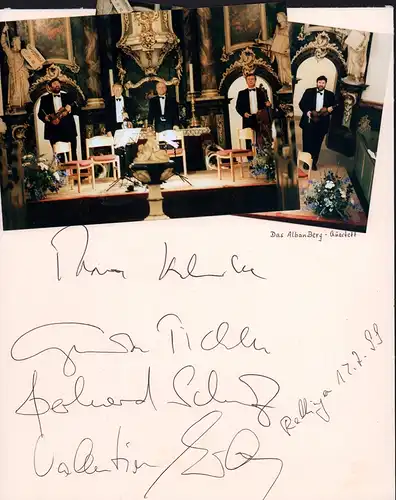 Alban Berg Quartett. Zwei Farbfotos sowie Autogramme der vier Musiker