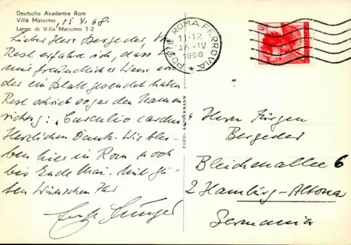 Jünger, Ernst (1895-1998), dt. Schriftsteller u. Entomologe: Eigenhändige Postkarte mit Unterschrift. Schwarz-Weiß-Ansichtskarte Villa Massimo, Deutsche Akademie Rom, dat. 15.4.68. 