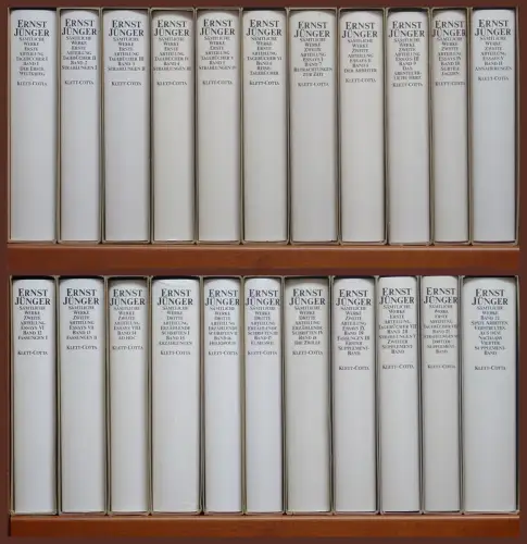 Jünger, Ernst: Sämtliche Werke [in 22 Bänden]. 18 + 4 Supplementbde. (= komplett). 