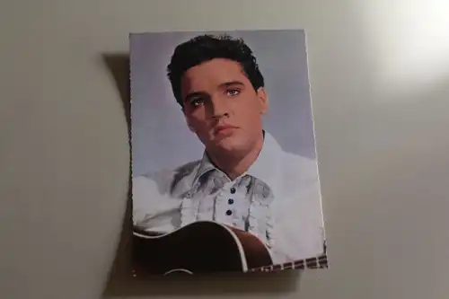 Elvis Presley Autogrammkarte mit Gitarre (ISV H 105)