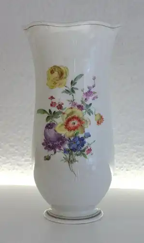 Meissner Porzellan Vase 1. Wahl Blumenbouquet Meissen 1934-1972 ca. 26 x 13 cm