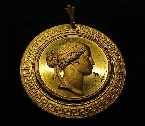 Medaille Charis, Göttin der Anmut vergoldet ca.52mm ca.34 g vz Nachprägung