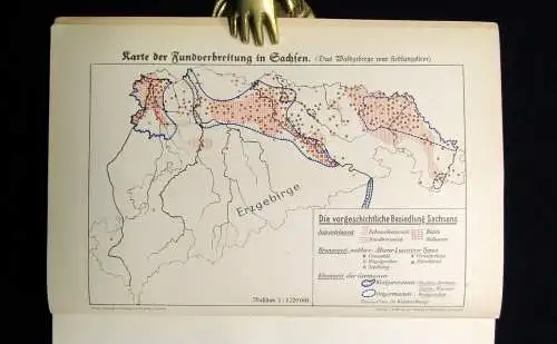 Radig Sachsens Vorzeit 1936 155 Abb. im Text, auf 28 Tafeln u 2 farbigen Karten