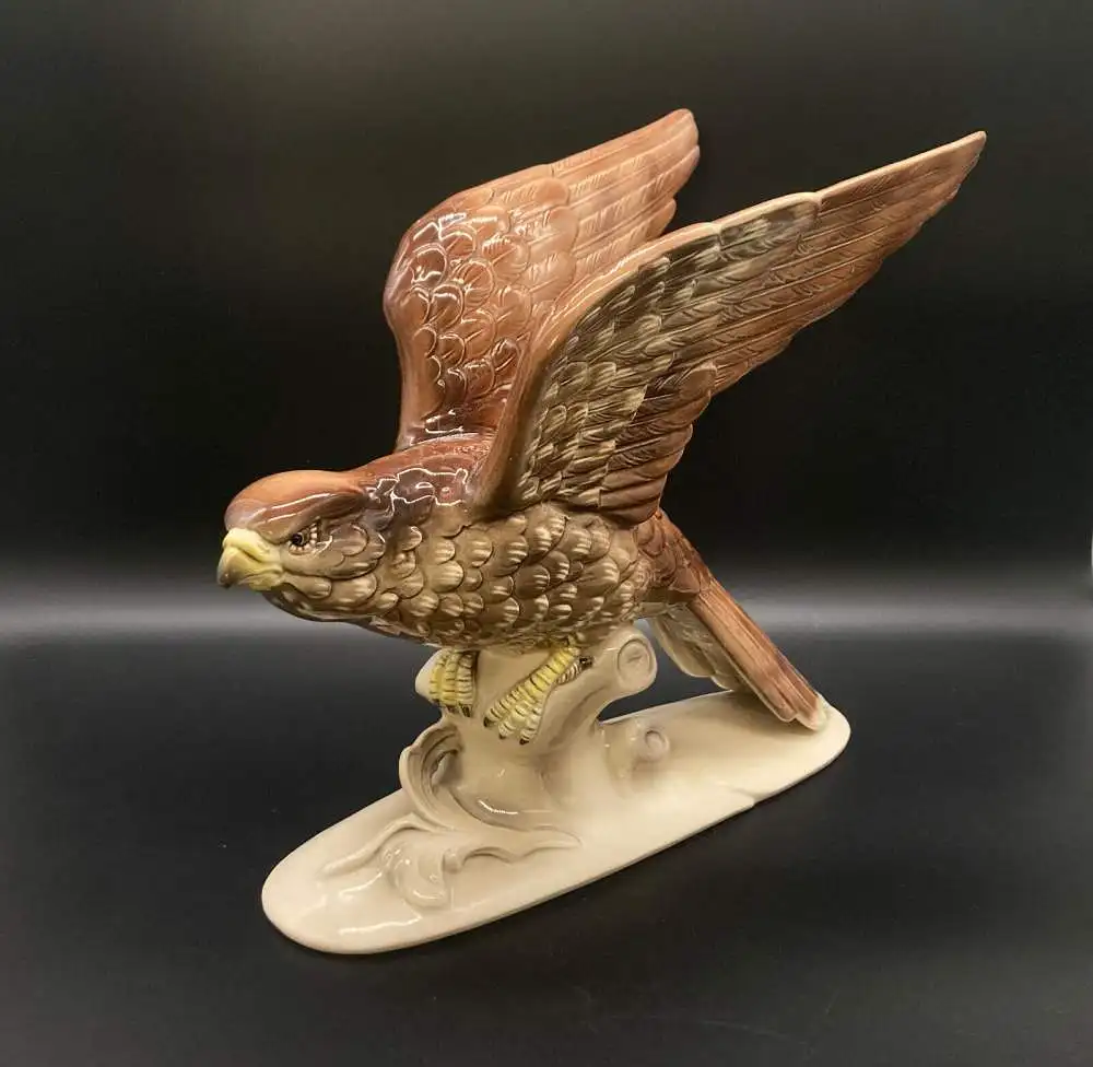Große Porzellanfigur/Keramikfigur Bussard auf Baumstumpf Hertwig/Katzberg  1930 0
