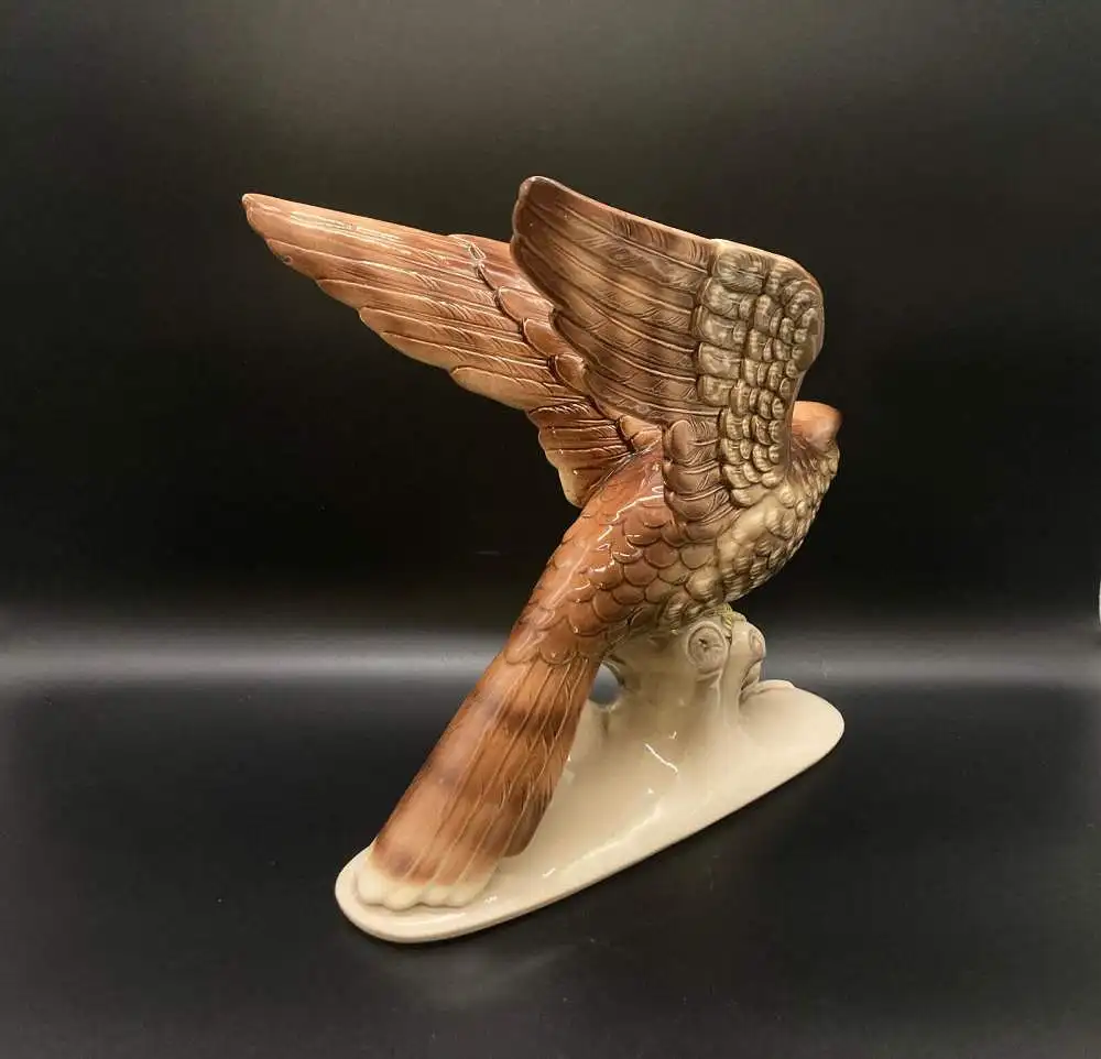 Große Porzellanfigur/Keramikfigur Bussard auf Baumstumpf Hertwig/Katzberg  1930 2