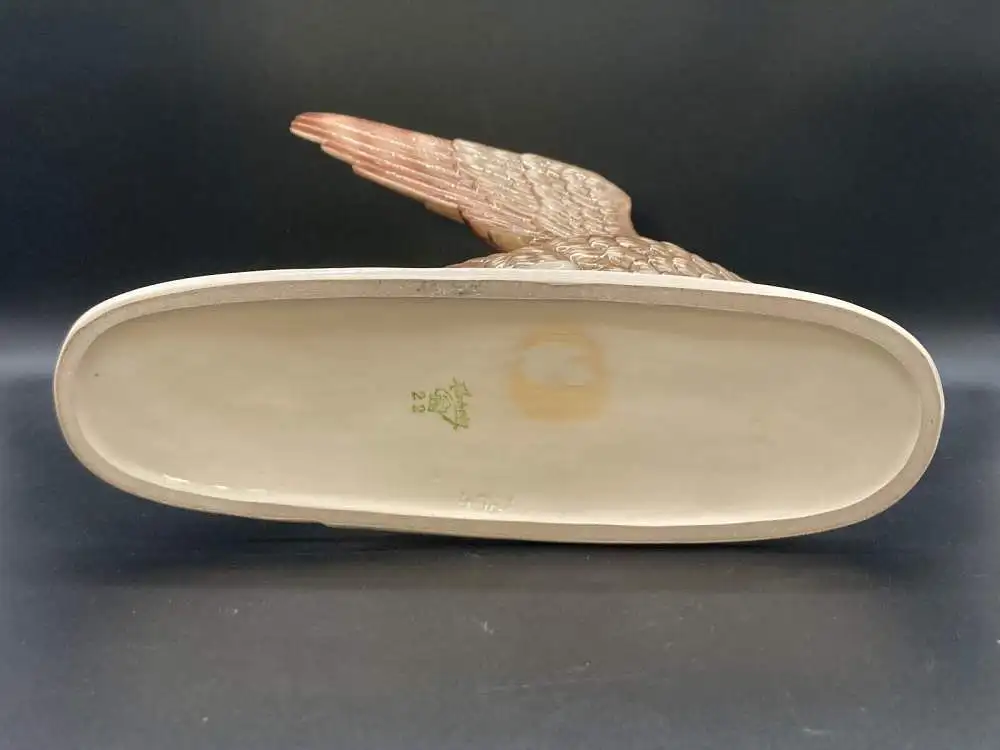 Große Porzellanfigur/Keramikfigur Bussard auf Baumstumpf Hertwig/Katzberg  1930 3