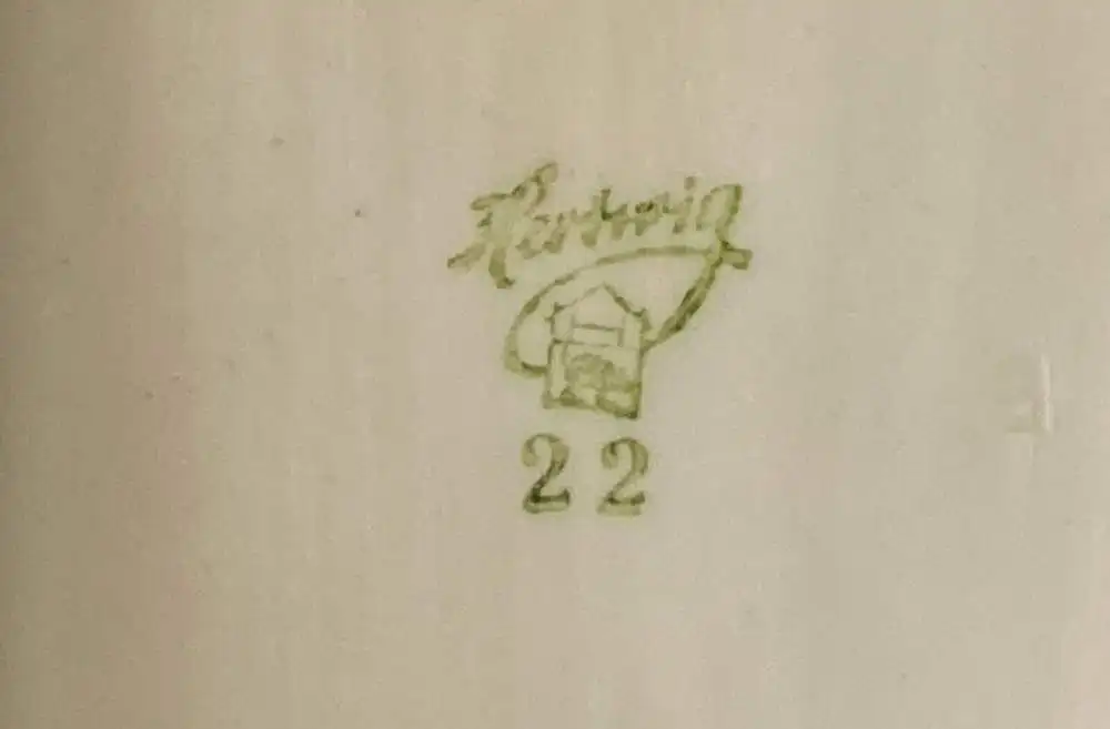 Große Porzellanfigur/Keramikfigur Bussard auf Baumstumpf Hertwig/Katzberg  1930 4