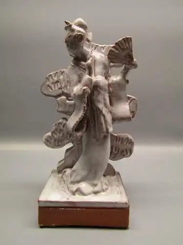 Naumann, Herbert Japanische Geisha. Keramik-Skulptur roter Scherben weiße Glasur