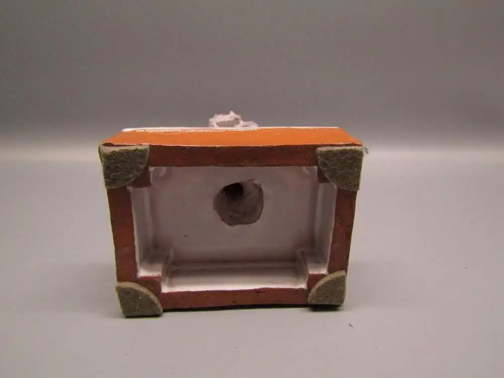 Naumann, Herbert Japanische Geisha. Keramik-Skulptur roter Scherben weiße Glasur 9