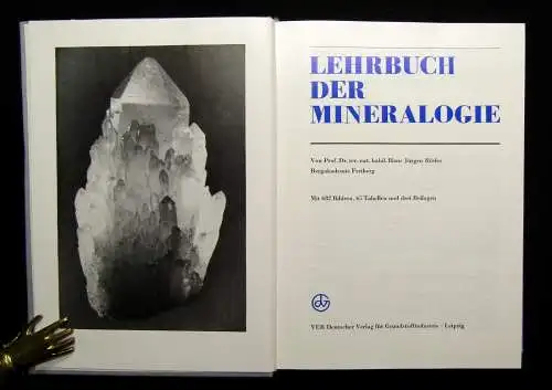 Rösler Lehrbuch der Mineralogie 1979 Or.SU 682 Bilder,65 Tabellen und 3 Beila.