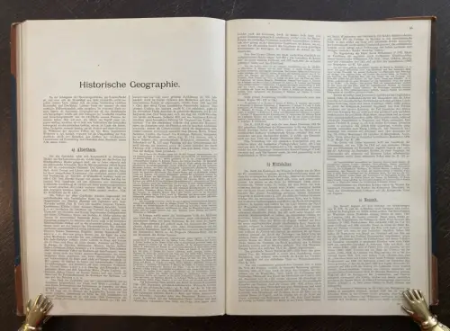 Umlauft, Heiderich A. Hartleben`s Universal- Handatlas o.J. um 1890