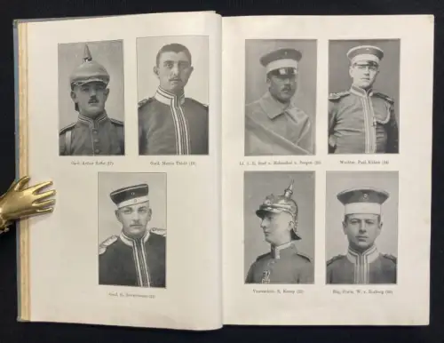 Hinüber Ehrentafel u Stammliste des Königl.-Sächs. Garde-Reiter-Regiments 1926