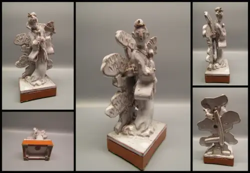 Naumann, Herbert Japanische Geisha. Keramik-Skulptur roter Scherben weiße Glasur