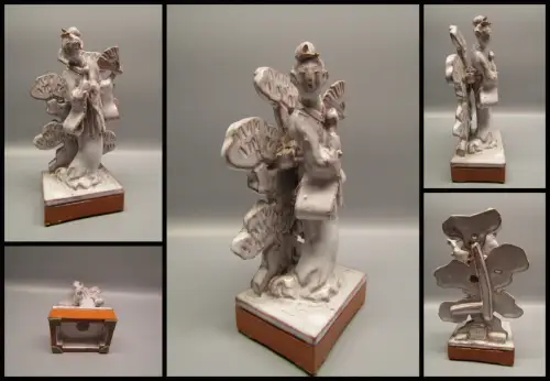 Naumann, Herbert Japanische Geisha. Keramik-Skulptur roter Scherben weiße Glasur