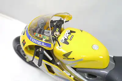 GUILOY Honda NSR 500 Rossi WM Champion 2001 Nastro Azurro Motorrad 1:6 (F26)