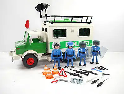 PLAY BIG 2460 Polizeiwagen mit Figuren & Zubehör Fahrzeug 70er mit OVP (F25)