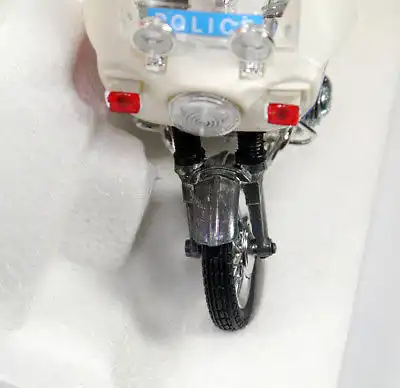 POLISTIL BMW R.75 UK Police Polizei Motorrad Metall Modellauto 1:15 (K37)