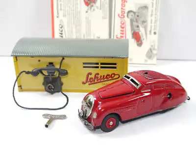 SCHUCO 01070 Garage mit Kommandoauto Auto rot Replica m.OVP (K39)