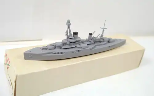 WIKING SCHIFFSMODELLE Schlachtschiff COURBET Standmodell 1:1250 mit OVP (K5)