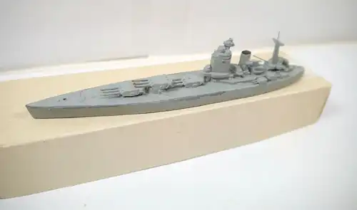 WIKING SCHIFFSMODELLE GB5 Schlachtschiff NELSON Standmodell 1:1250 mit OVP (K5)